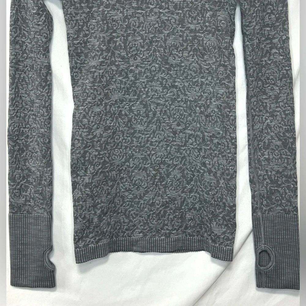 Lululemon Rest Less Pullover Long Sleeve Thumb Holes Activewear Running Layer